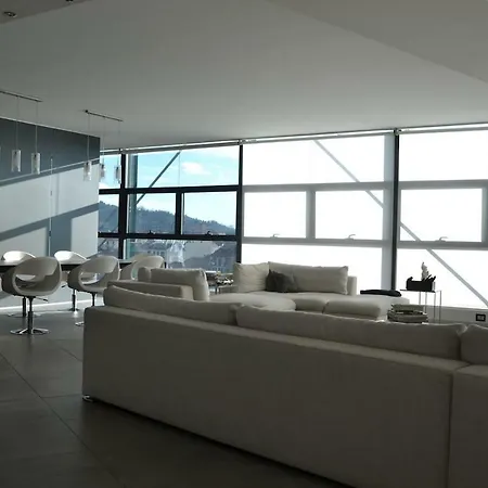 Loft 67 *